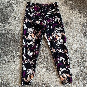 Sport women leggings Printed Leggings - Black and Purple